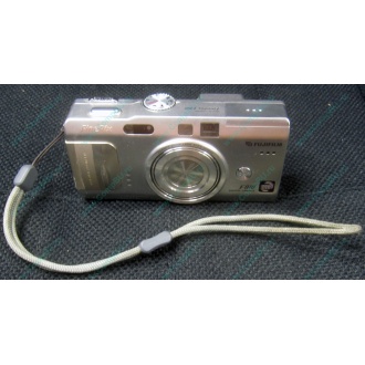 Фотоаппарат Fujifilm FinePix F810 (без зарядного устройства) - Балаково
